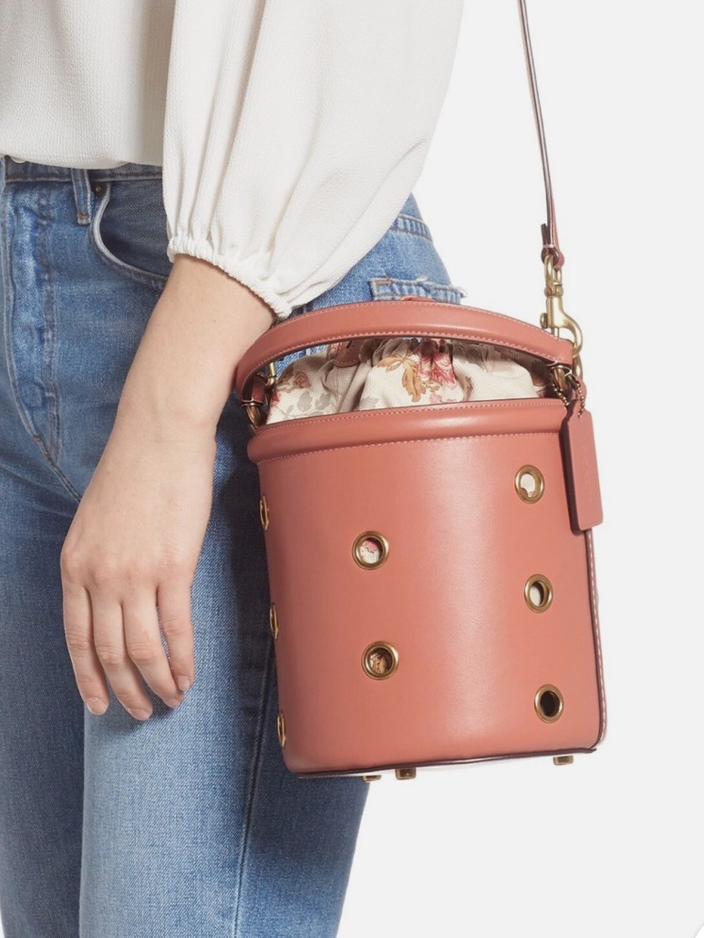 BNWOT COACH Rose Pink Leather Grommet Bucket Crossbody